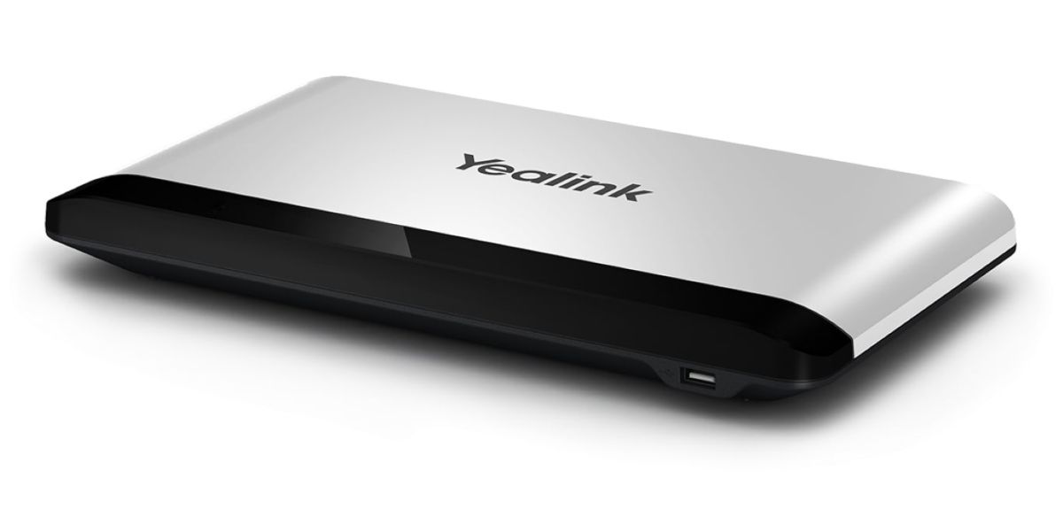 Camera-Hub Концентратор-хаб (1x Camera-Hub. 1x power adapter. 1x Ethernet-USB3.0 adapter. 1x 3m RCA 